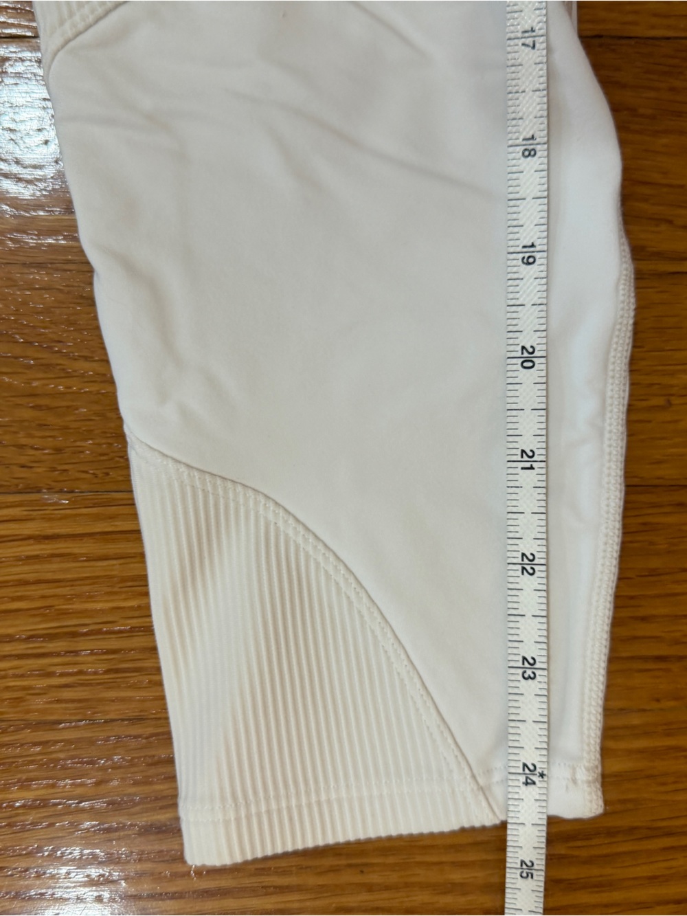 Lululemon New Ambition Super High-Rise Tight Leggings White - Size Est. 4 *FLAW - Picture 4 of 8